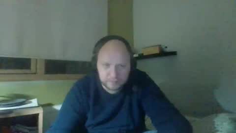 Snapshot of bart_poland chatting on 2, 11, 2025 bart_poland online show from 2, 11, 2025