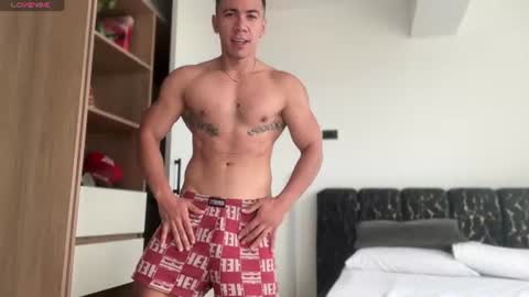 Snapshot of bastian_franco01 chatting on 21, 6, 2026 Bastian Independent Model online show from 21, 6, 2026