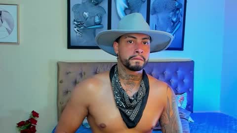 bastian_jones1 online show from 6, 1, 2025