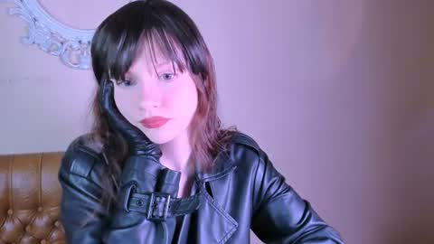 Snapshot of bat_laughing_bat chatting on 7, 7, 2026 Ask me online show from 7, 7, 2026