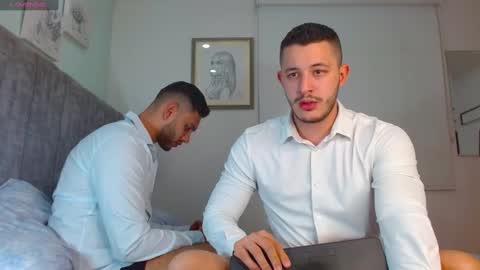 batmayrobin6 online show from 9, 3, 2025