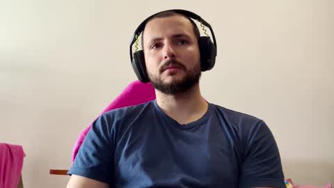 Snapshot of baxxline chatting on 23, 11, 2025 Baxxline online show from 23, 11, 2025