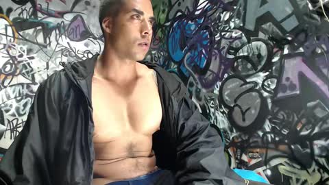 Justin online show from 23, 2, 2025