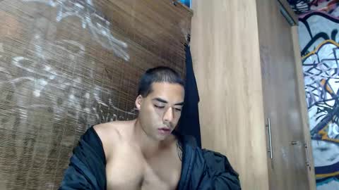 Snapshot of bbc_monster1 chatting on 22, 12, 2025 Justin online show from 22, 12, 2025