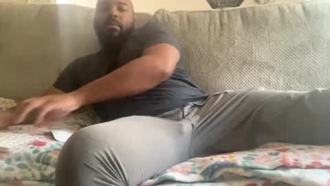 Zaddy online show from 8, 12, 2024