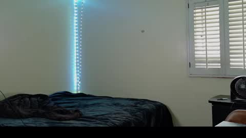 unknown online show from 26, 9, 2025