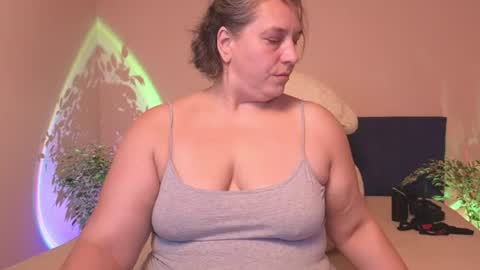 Love online show from 28, 7, 2026