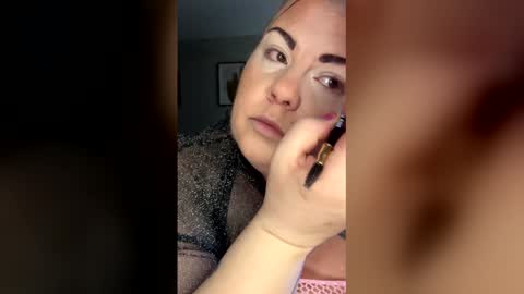 Desire online show from 28, 4, 2026