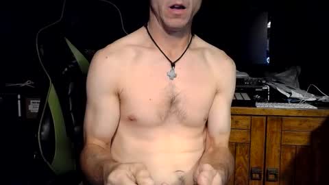 bchillin28 online show from 22, 10, 2025