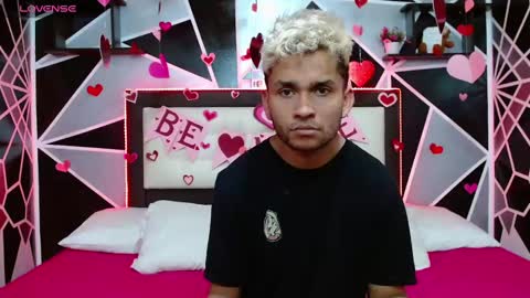 Sara  Juan online show from 20, 2, 2025