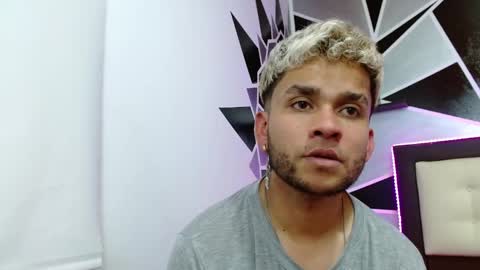 Sara  Juan online show from 11, 3, 2025