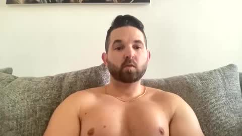 Snapshot of beachboyhardonyou chatting on 5, 4, 2026 beachboyhardonyou online show from 5, 4, 2026