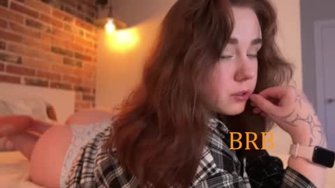 kim3 INDEPENDENT MODEL online show from 5, 2, 2025