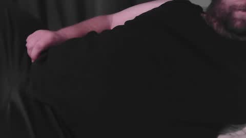 Snapshot of bear_man_oi chatting on 4, 1, 2025 bear_man_oi online show from 4, 1, 2025