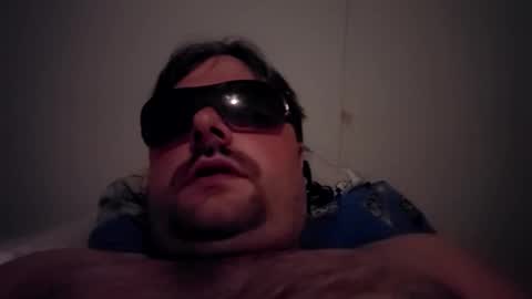 Snapshot of bearboi33 chatting on 28, 10, 2025 bearboi33 online show from 28, 10, 2025