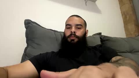 Snapshot of beardmax chatting on 3, 5, 2026 Min online show from 3, 5, 2026