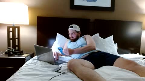 Beary Mikey online show from 4, 1, 2025