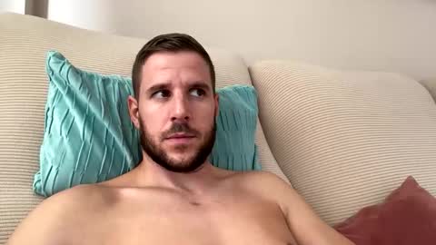 Snapshot of beastcumcam chatting on 24, 10, 2025 beastcumcam online show from 24, 10, 2025