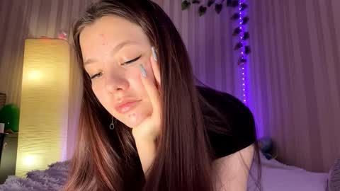 Bella online show from 12, 3, 2026