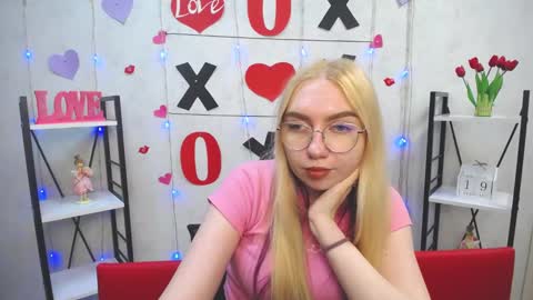 BeatriceFlyy online show from 19, 2, 2025