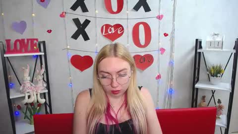 BeatriceFlyy online show from 11, 9, 2025