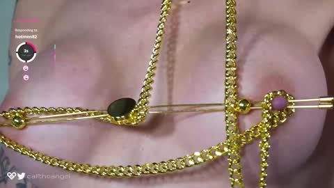 Snapshot of beatrix_rich chatting on 8, 3, 2025 beatrix_rich online show from 8, 3, 2025