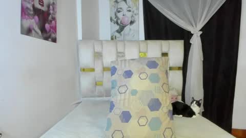 Snapshot of beautiful_doll888 chatting on 30, 7, 2026 Valeria online show from 30, 7, 2026