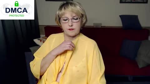 Snapshot of beautiful_lina7 chatting on 29, 10, 2025 your Lana online show from 29, 10, 2025