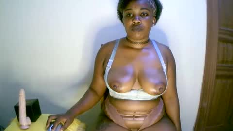 beautifulpeach2 online show from 21, 1, 2025