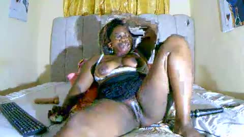 beautifulpeach2 online show from 16, 3, 2026