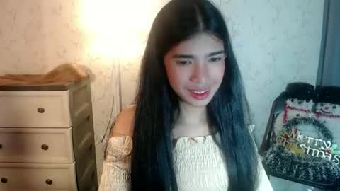 TRIXIE online show from 19, 12, 2025