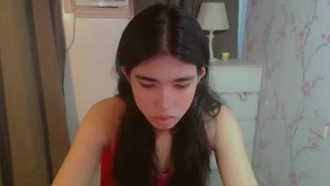Snapshot of beautifultrixie chatting on 10, 5, 2026 TRIXIE online show from 10, 5, 2026
