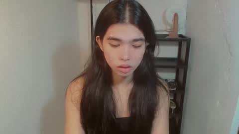 Snapshot of beautifultrixie chatting on 27, 5, 2026 TRIXIE online show from 27, 5, 2026