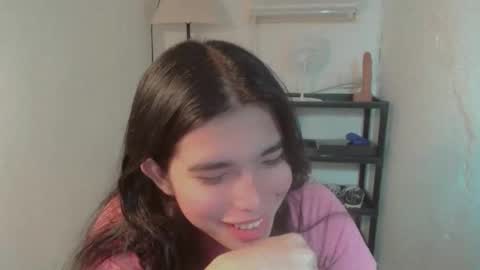 Snapshot of beautifultrixie chatting on 29, 5, 2026 TRIXIE online show from 29, 5, 2026