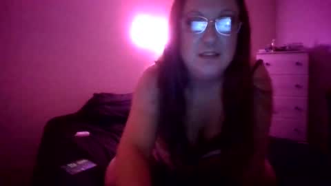 Snapshot of beautifulxxdisaster22 chatting on 25, 9, 2025 kalysta online show from 25, 9, 2025