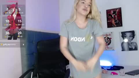 Snapshot of beauty_lana18 chatting on 4, 5, 2026 lana online show from 4, 5, 2026