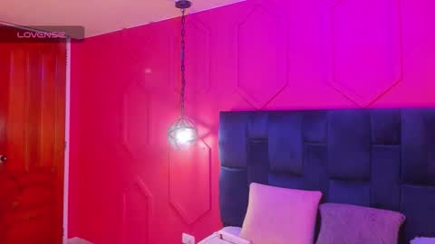 Chantall online show from 9, 10, 2025