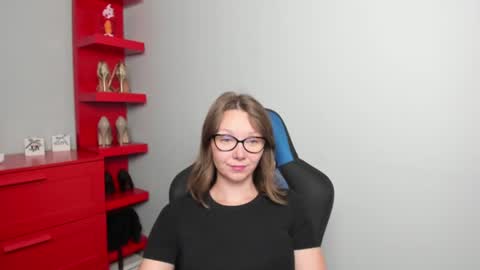 Zoe online show from 23, 7, 2026