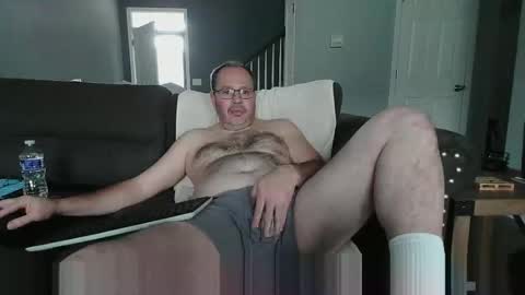 Snapshot of beaver1970 chatting on 21, 11, 2025 Jay online show from 21, 11, 2025