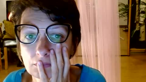 Raluca online show from 24, 7, 2026