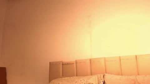 Snapshot of bebe_sua chatting on 10, 11, 2025 Jennifer online show from 10, 11, 2025