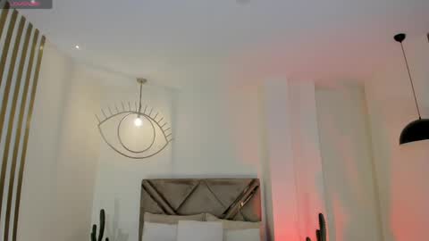 Am Becca online show from 25, 4, 2026