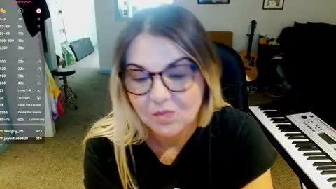 Becca Lubov online show from 30, 7, 2026
