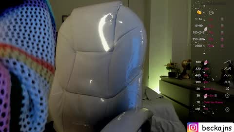 Marzhie online show from 4, 12, 2024