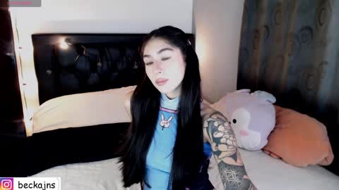 Marzhie online show from 8, 5, 2026