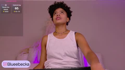 Beecckkkaaa online show from 27, 4, 2026