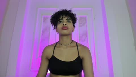 Snapshot of beckablue chatting on 13, 5, 2026 Beecckkkaaa online show from 13, 5, 2026