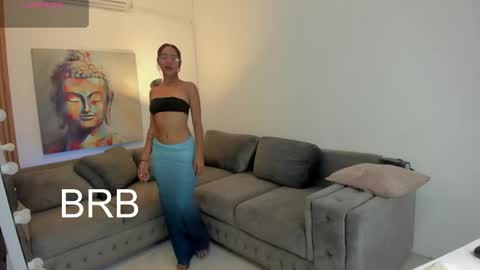 Victoria  online show from 22, 4, 2026