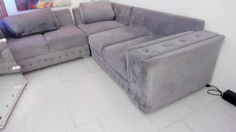 Victoria  online show from 24, 4, 2026