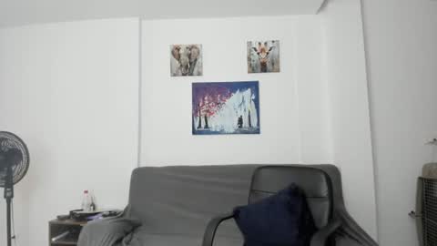instagram becky angel1 online show from 16, 7, 2026